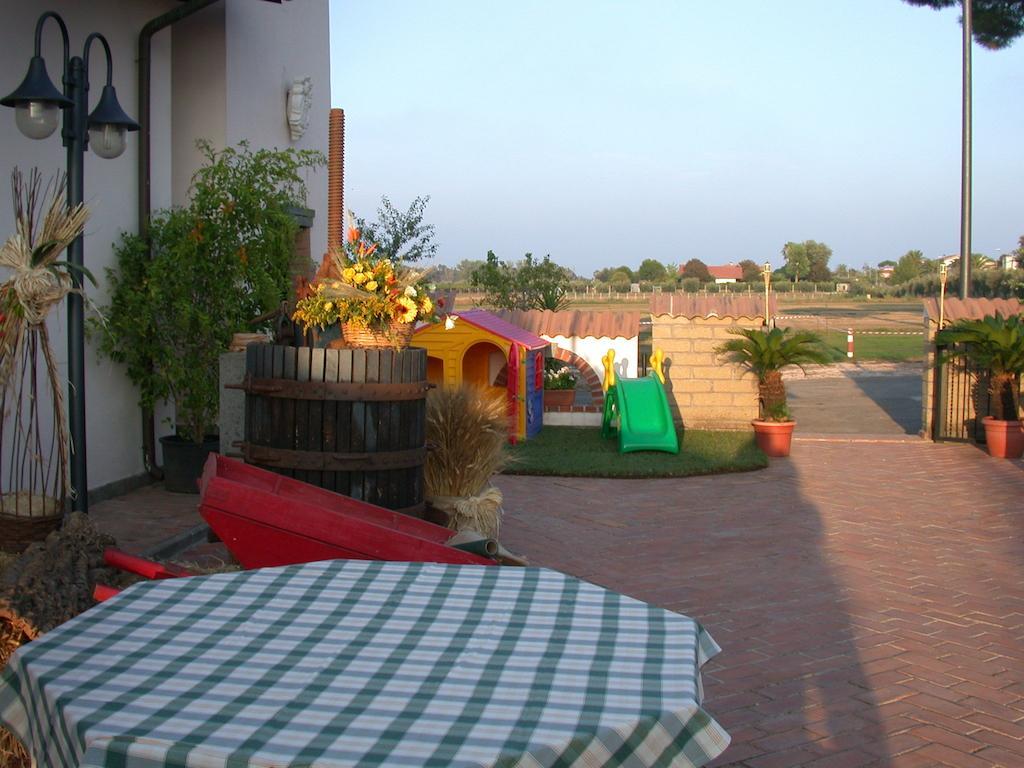 Agriturismo Torre Cristina Aprilia Eksteriør billede