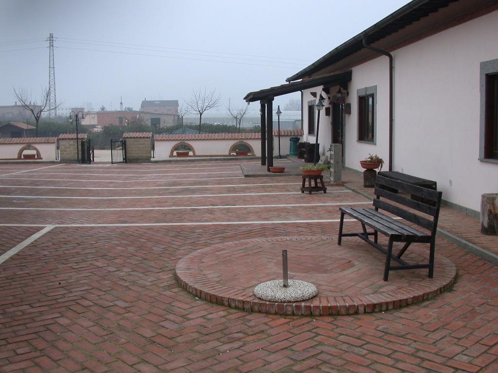 Agriturismo Torre Cristina Aprilia Eksteriør billede